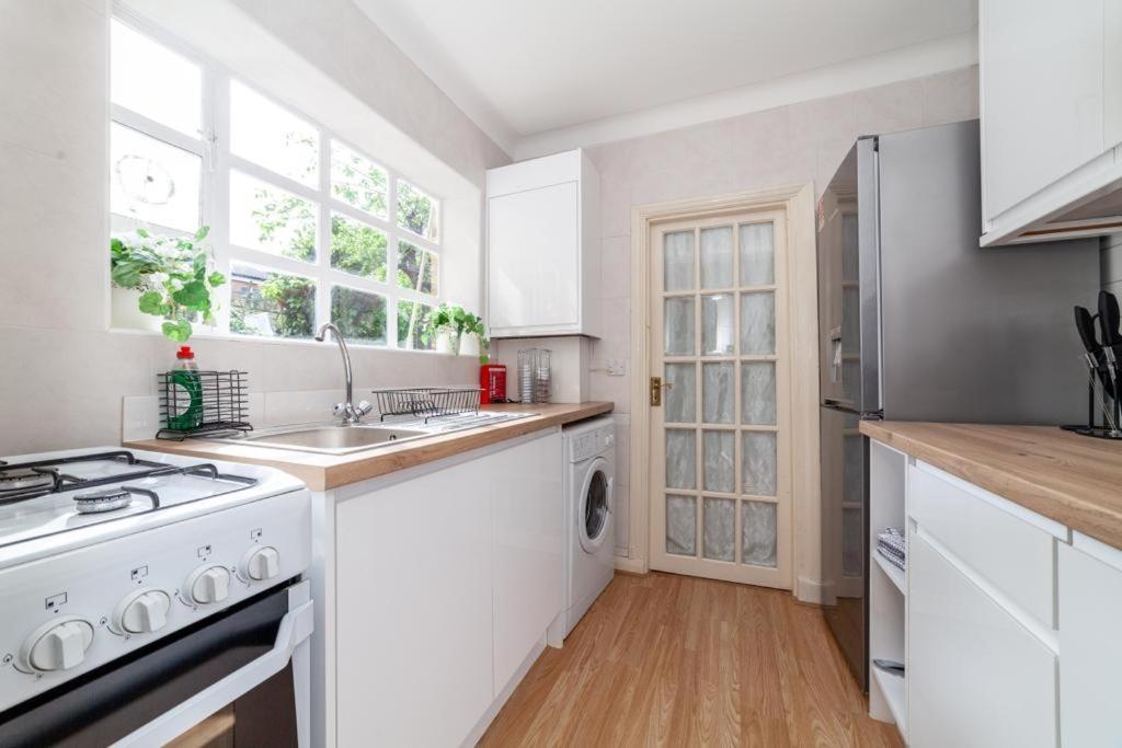One Bedroom Flat In The Heart Of Brixton London Exterior photo